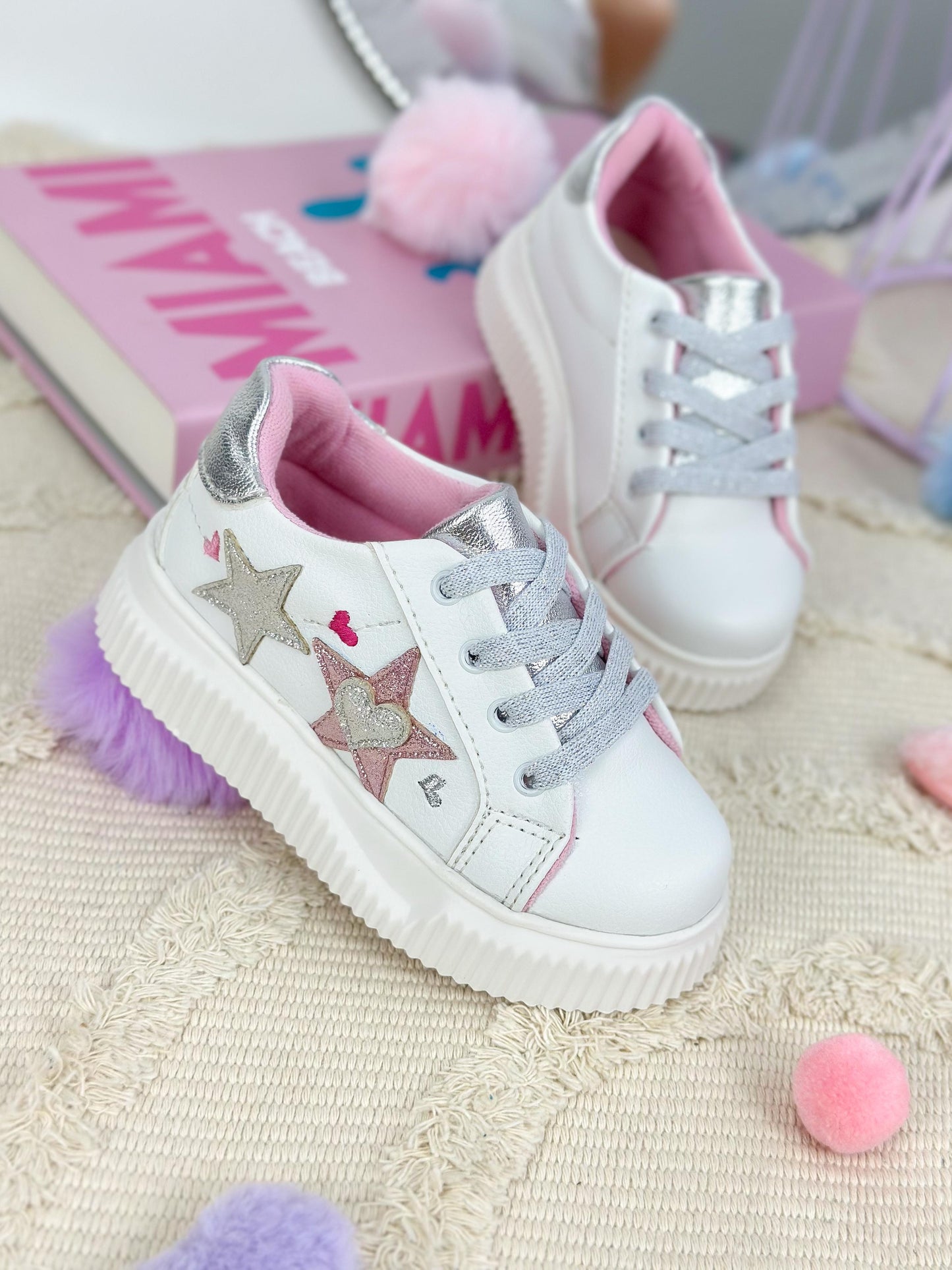 😍Tenis👟love star NIÑA👧